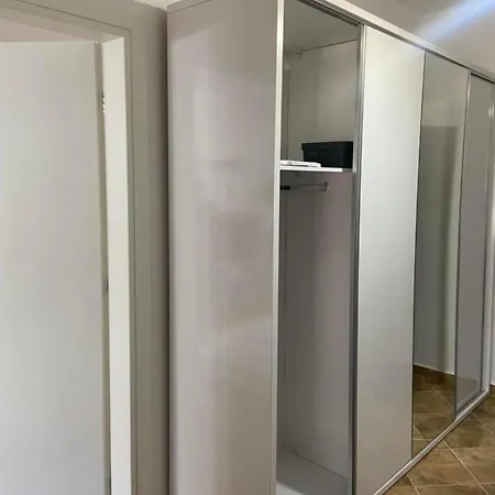 Holiday 2 Apartment Durres